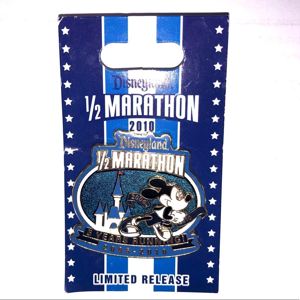 DISNEY 1/2 MARATHON PIN LIMITED RELEASE 2010